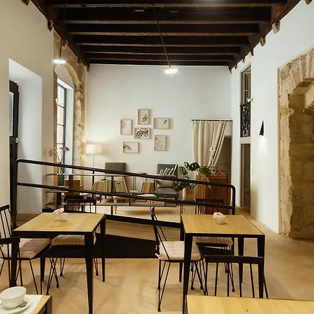 Canavall Aparthotel 3*
